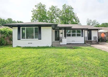 2608 Lockhart Avenue - Photo 1