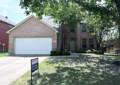 10706 Gleneagles Lane - Photo 1