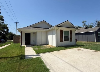 420 E 5th Street - Photo 1