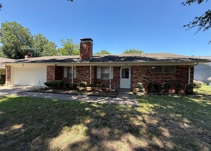 124 Poinsettia Circle - Photo 1