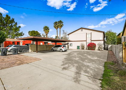 436 W Clark Street - Photo 1