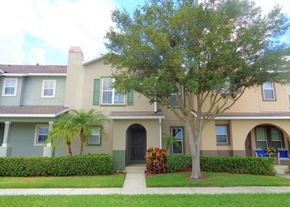 1636 Pointe West Way - Photo 1