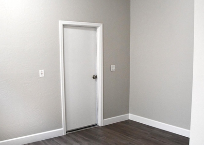 8787 W Gardenia Avenue - Photo 1
