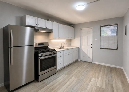 304 Nw 14th Avenue - Photo 1