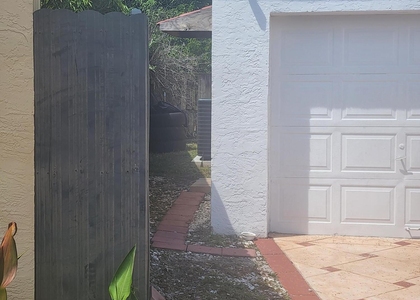 2430 Sw 82nd Terrace - Photo 1