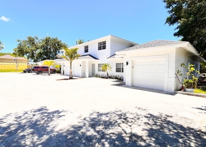 1434 Hawthorne Place - Photo 1