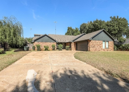 1321 Harding Avenue - Photo 1