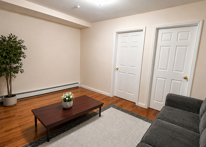 4 BR apartment in Jamaica Quee - Photo 1