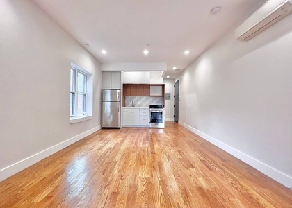 250 Lenox Road - Photo 1