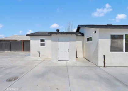 7359 Lynwood - Photo 1