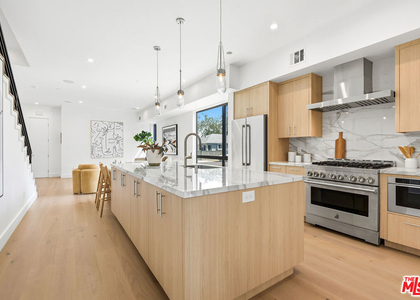 4095 Sawtelle Boulevard - Photo 1