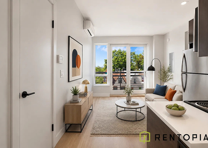 105 Vanderveer Street - Photo 1
