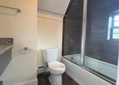 113 Academy Street - Photo 1