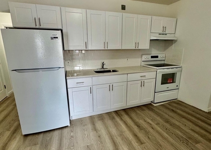 320 Jericho Turnpike - Photo 1