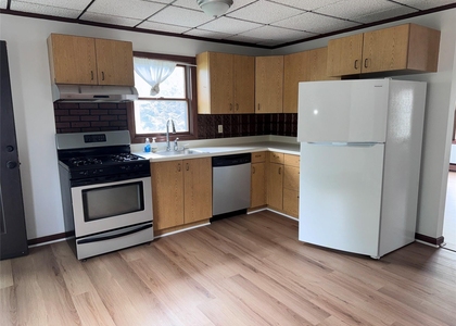 7 Grand Street - Photo 1