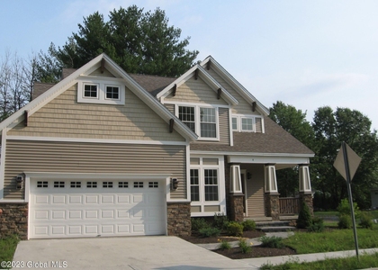 4 Outlook Avenue - Photo 1