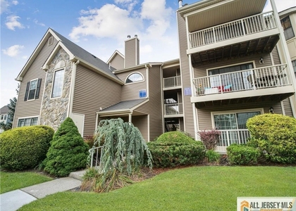 39 Lear Court - Photo 1