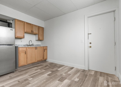 120 S Broadway - Photo 1