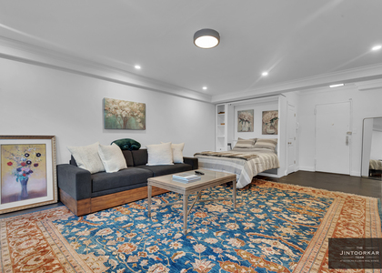 45 W 54th Street - Photo 1