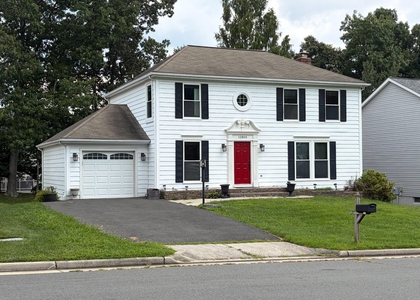 12805 Valleyhill Street - Photo 1