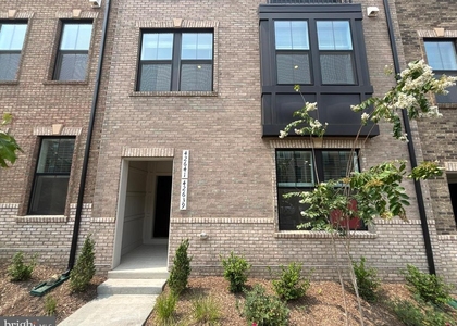 42639 Darala Drive - Photo 1