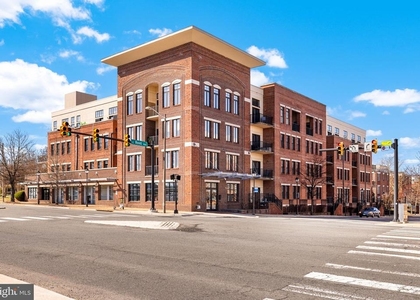 181 Reed Avenue E - Photo 1