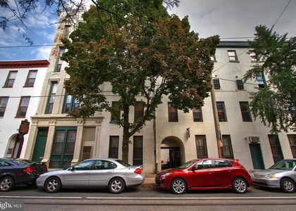 411 S 11th Street - Photo 1