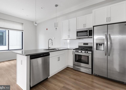 360 Monastery Avenue - Photo 1
