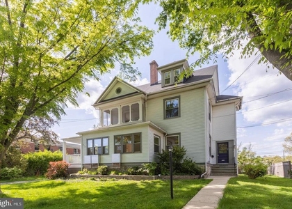 313 Dartmouth Avenue - Photo 1