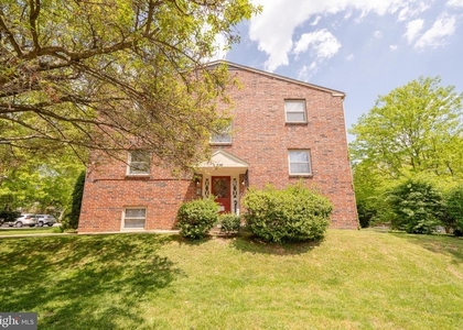 231 Sharpless Street - Photo 1