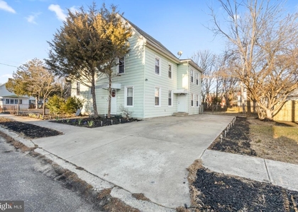 38 State Street - Photo 1