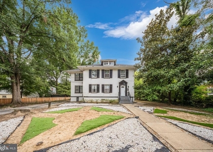 4605 Calvert Road - Photo 1