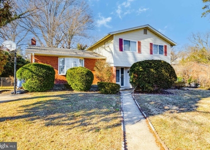 6201 Lone Oak Drive - Photo 1