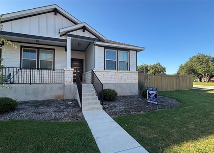 1021 Kerrwood Way - Photo 1
