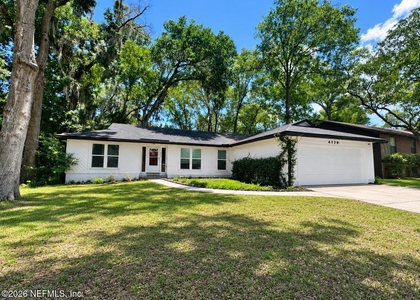 4179 Dawnridge Road E - Photo 1