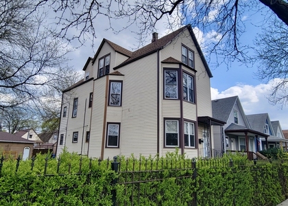 2155 N Kilbourn Avenue - Photo 1