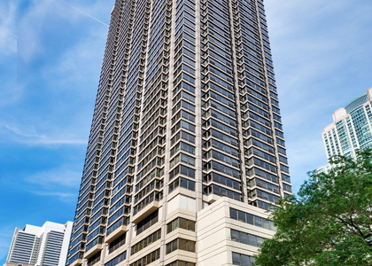 30 E Huron Street - Photo 1