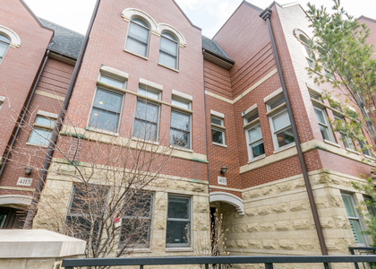 4113 N Southport Avenue - Photo 1