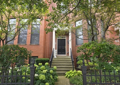2085 Valor Court - Photo 1