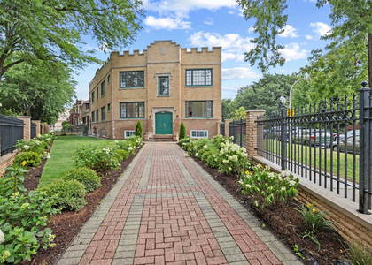3107 N Harding Avenue - Photo 1