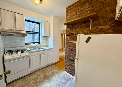 Mulberry Street - Photo 1