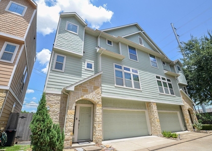 3307 Home Point Drive - Photo 1