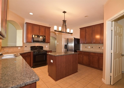 7927 Cardinal Landing Lane - Photo 1