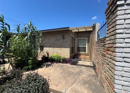 3428 Willowrun - Photo 1
