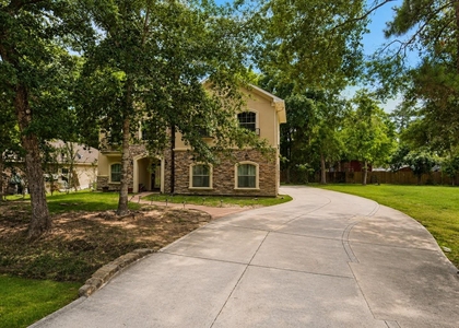 1523 Glen Oaks Drive - Photo 1