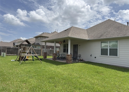30723 Legends Ridge Dr - Photo 1