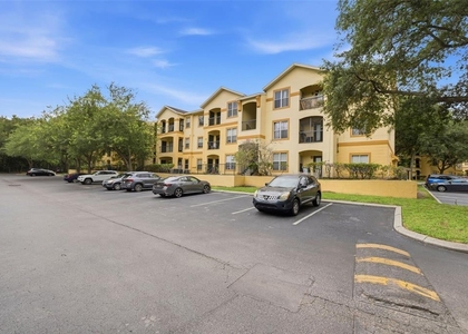 5612 Pinnacle Heights Circle - Photo 1