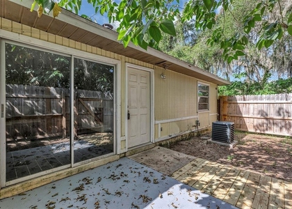 3990 Se 17th Ct - Photo 1