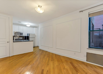 East 70th Street - Photo 1