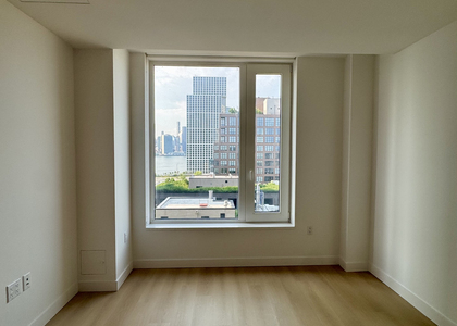 18 India Street - Photo 1